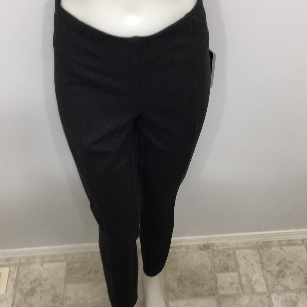 NWT Zac & Rachel Figure Defining Legging Large